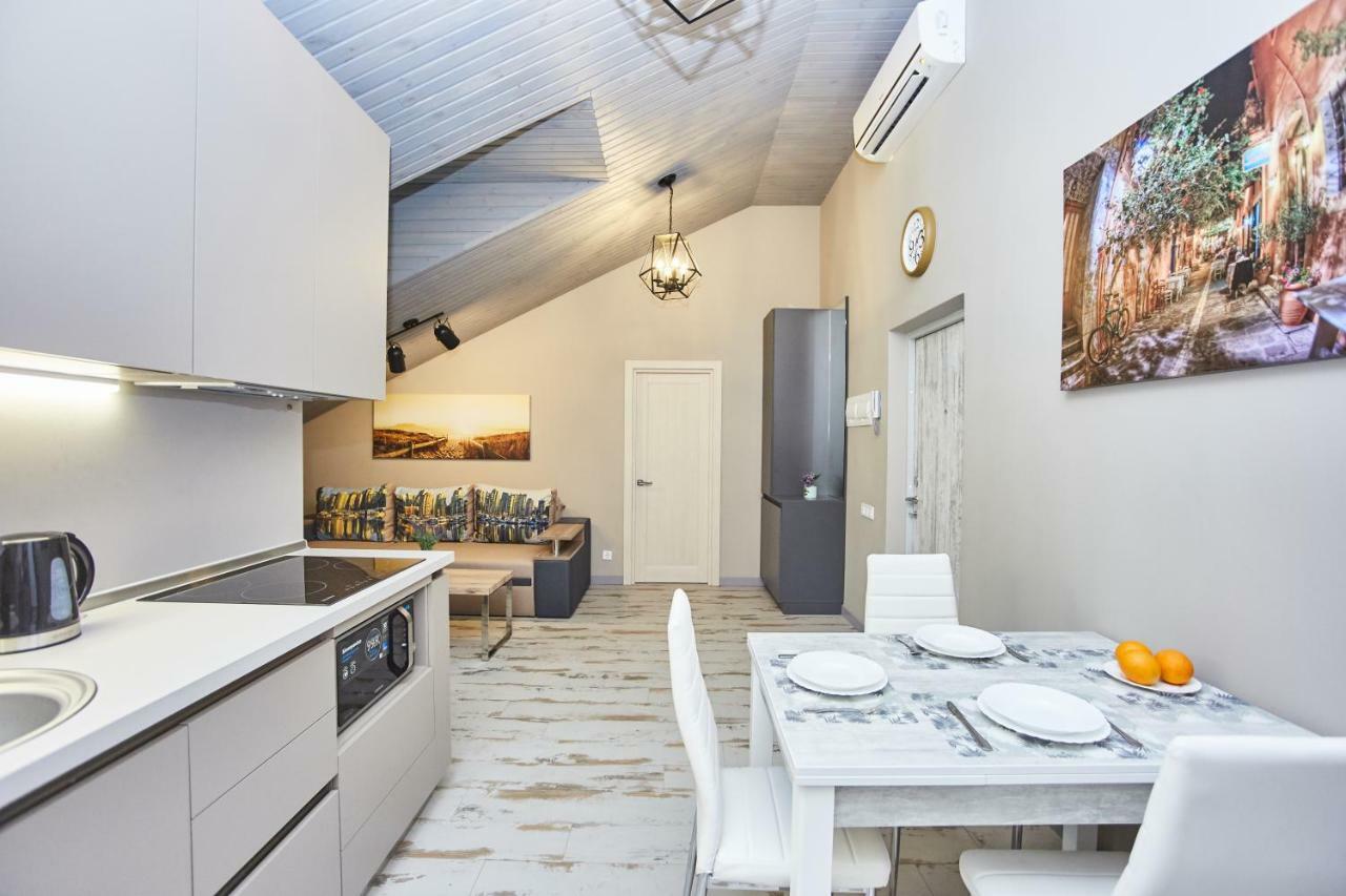 Luxury Apartment In The Heart Odessa Exterior foto