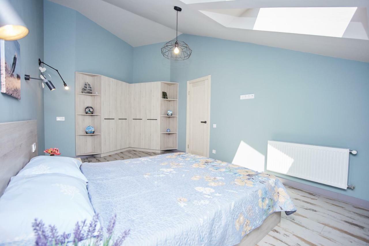 Luxury Apartment In The Heart Odessa Exterior foto